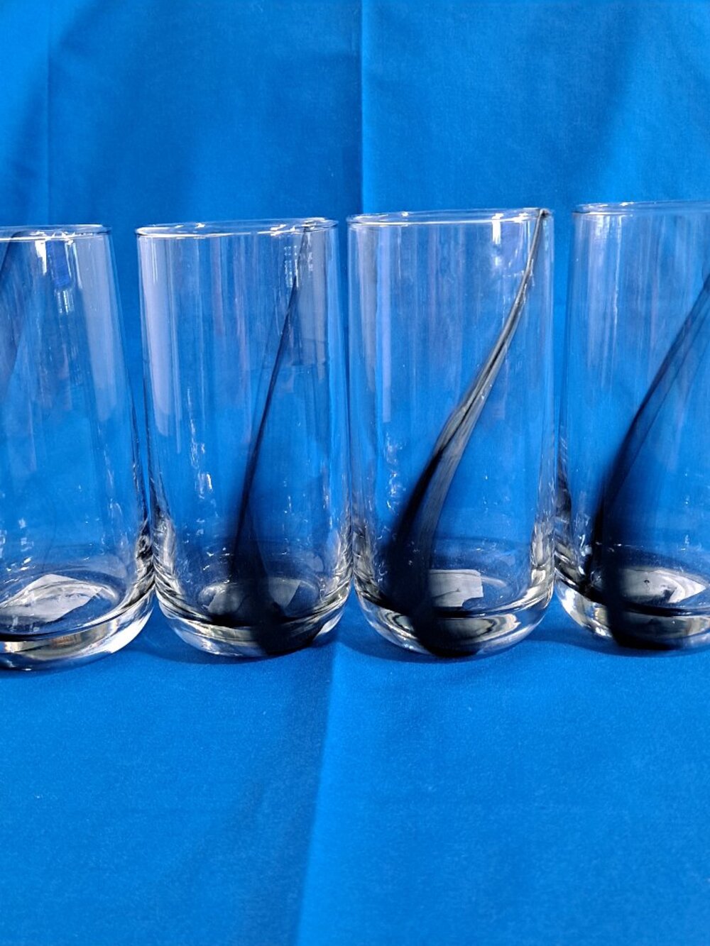 Lot 4 Royal Norfolk Drinking Glasses Holly Berry Pattern Distributed By Greenbri